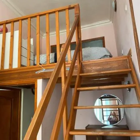 Apartmán Mezzanine A Louer Centre Historique De